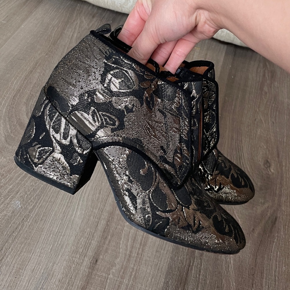 Sarto by Franco Sarto Alfie Brocade Ankle Boots - Picture 5 of 6